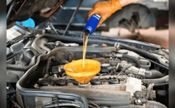 How Long Does Engine Oil Last