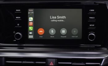 How to Use Phone Calls on Apple Carplay