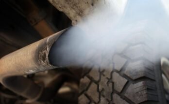 What Causes White Smoke From A Diesel Engine