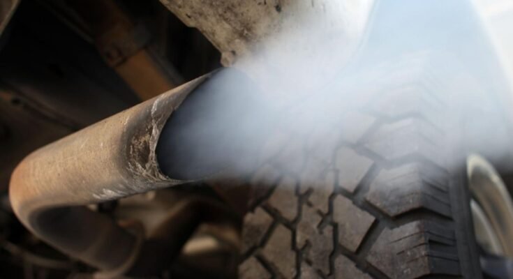 What Causes White Smoke From A Diesel Engine