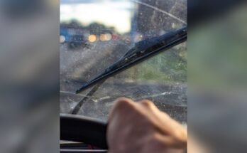 Can Wiper Blades Scratch Windshield