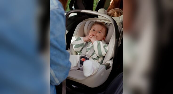 How Long Can a Newborn Stay in a Car Seat?