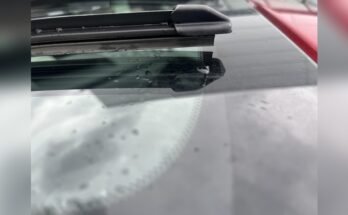 Why are My Wiper Blades Not Touching the Windshield