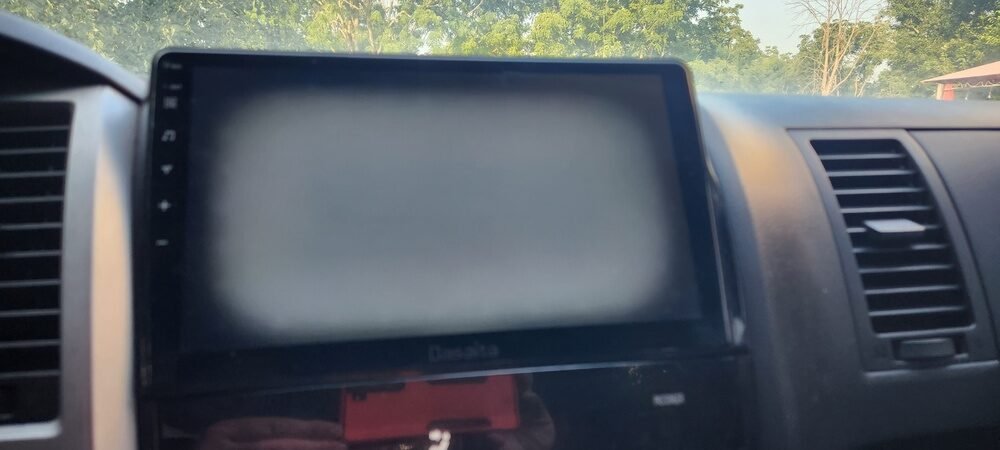 Why Stereo Screen Turns Black
