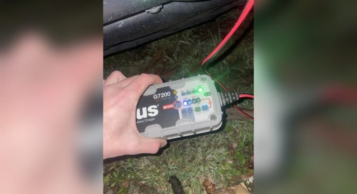 How Do You Know When a Car Battery is Fully Charged?