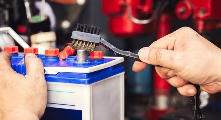 How Do You Maintain a Car Battery?