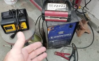 Is a Smart Charger Better Than a Manual Charger?