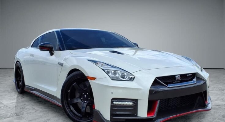 What Is The Fuel Economy Of The Nissan GT-R?