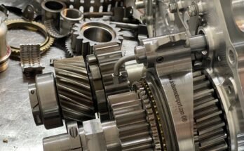 What Type Of Transmission Does The Nissan GT-R Have