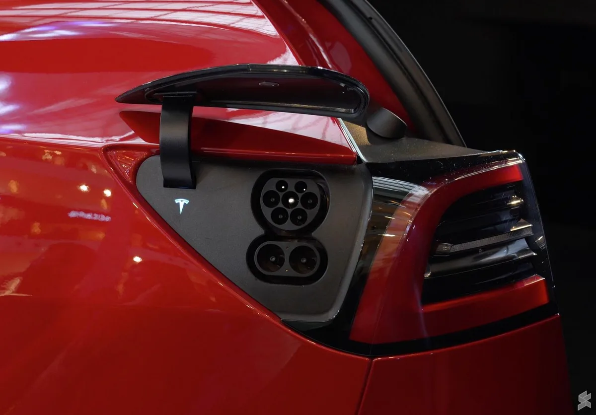 Charge port