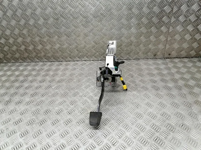 Hyundai Tucson brake pedal soft