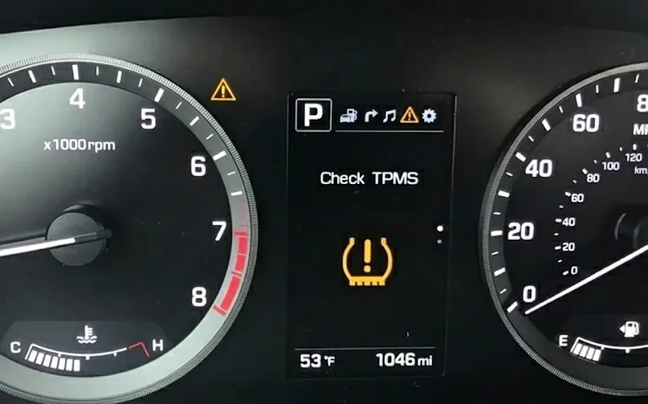 Hyundai Tucson tire pressure light