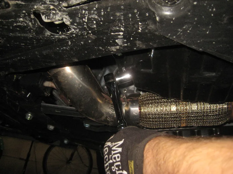 Nissan Rogue oil leak