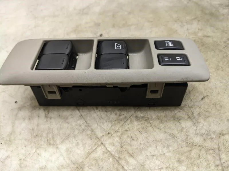 Nissan Rogue power window problem