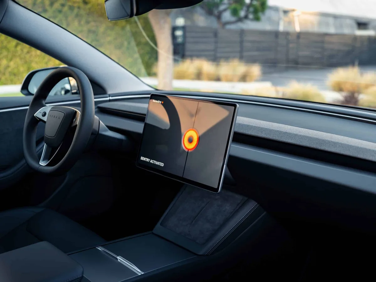 Tesla battery warning alert