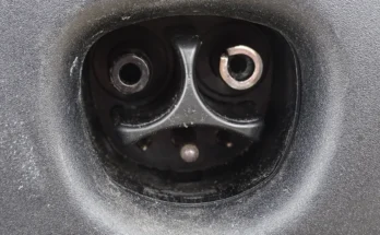 Tesla Model 3 charging port problem