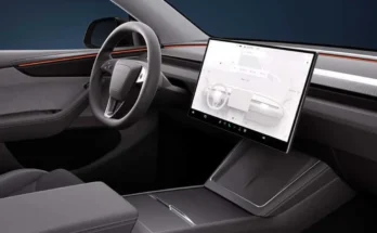 Tesla Model Y touchscreen problem