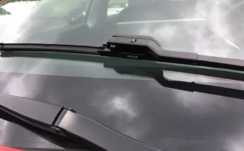 Tesla Model Y windshield wiper problem
