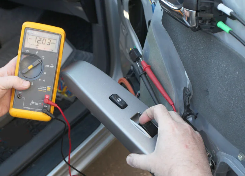 window motor connector voltage test